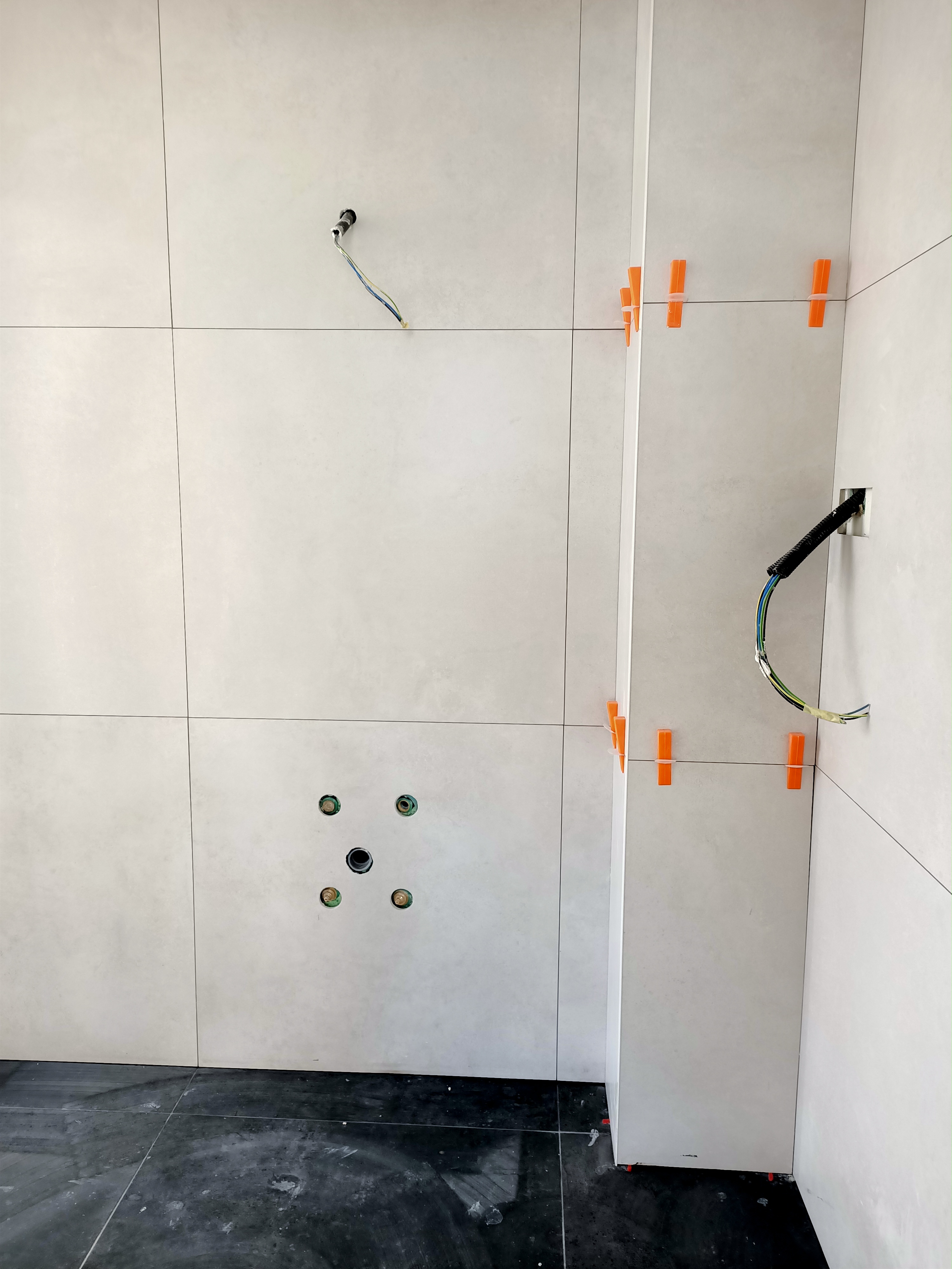 Azulejo PRO Portafolio. Instalación los azulejos, losas, baldosas