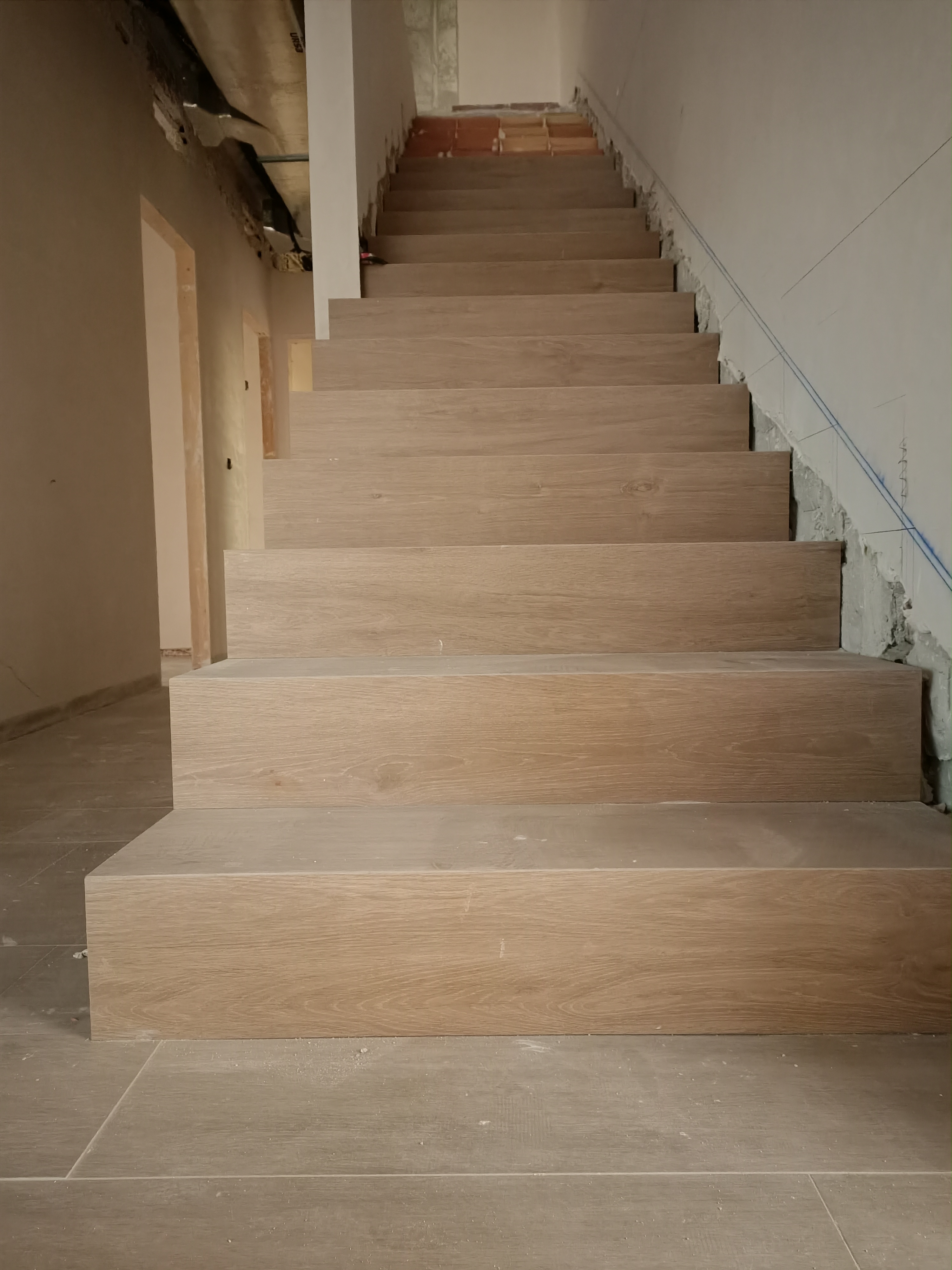 Azulejo PRO Portafolio. Instalación los azulejos, losas, baldosas