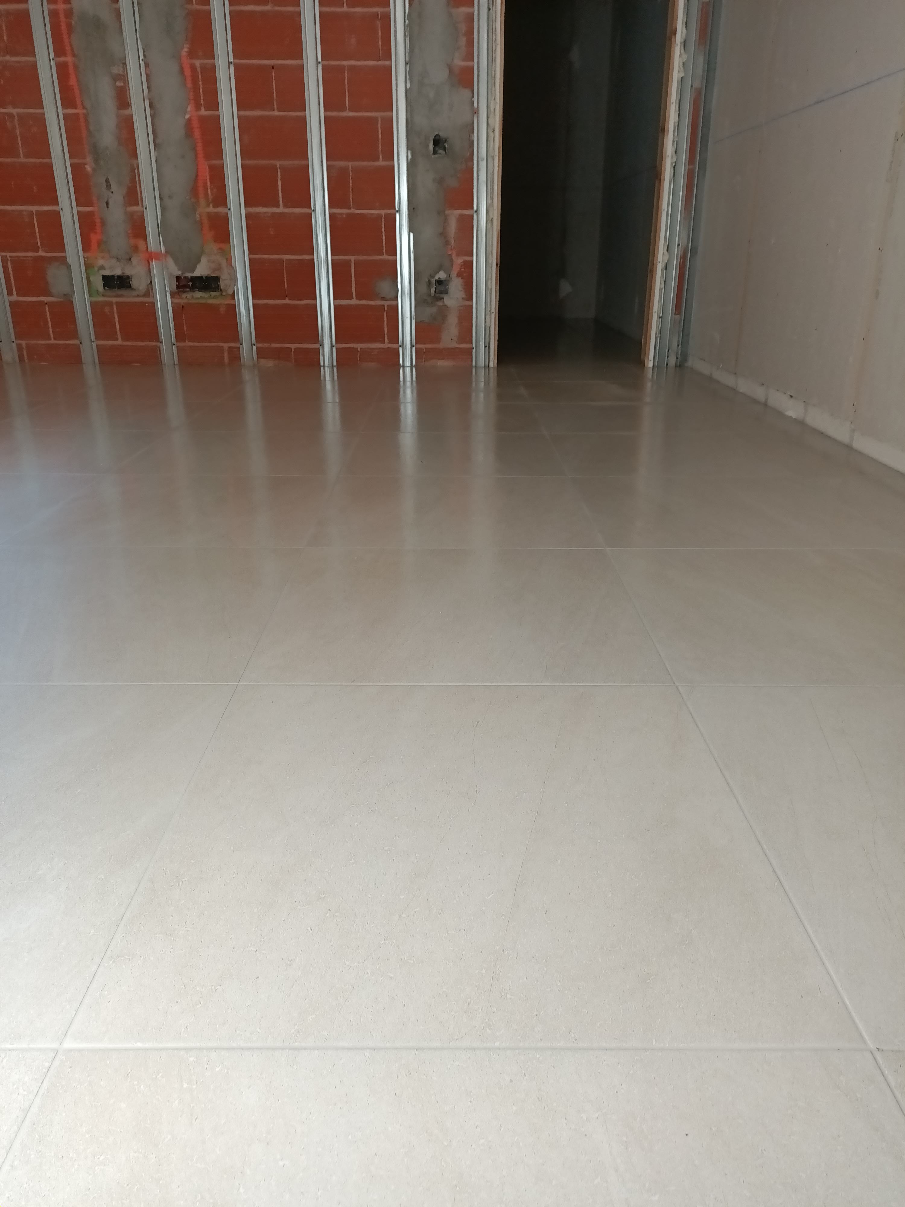 Azulejo PRO Portafolio. Instalación los azulejos, losas, baldosas