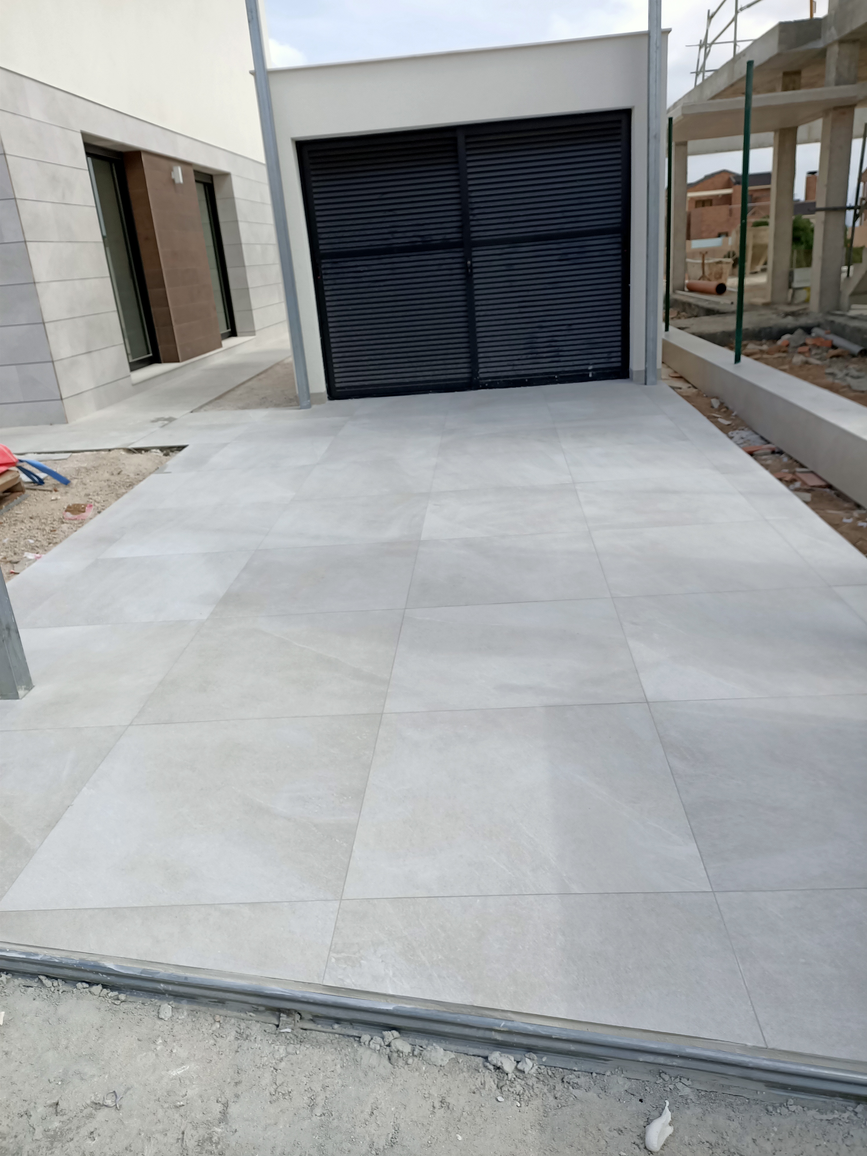 Azulejo PRO Portafolio. Instalación los azulejos, losas, baldosas