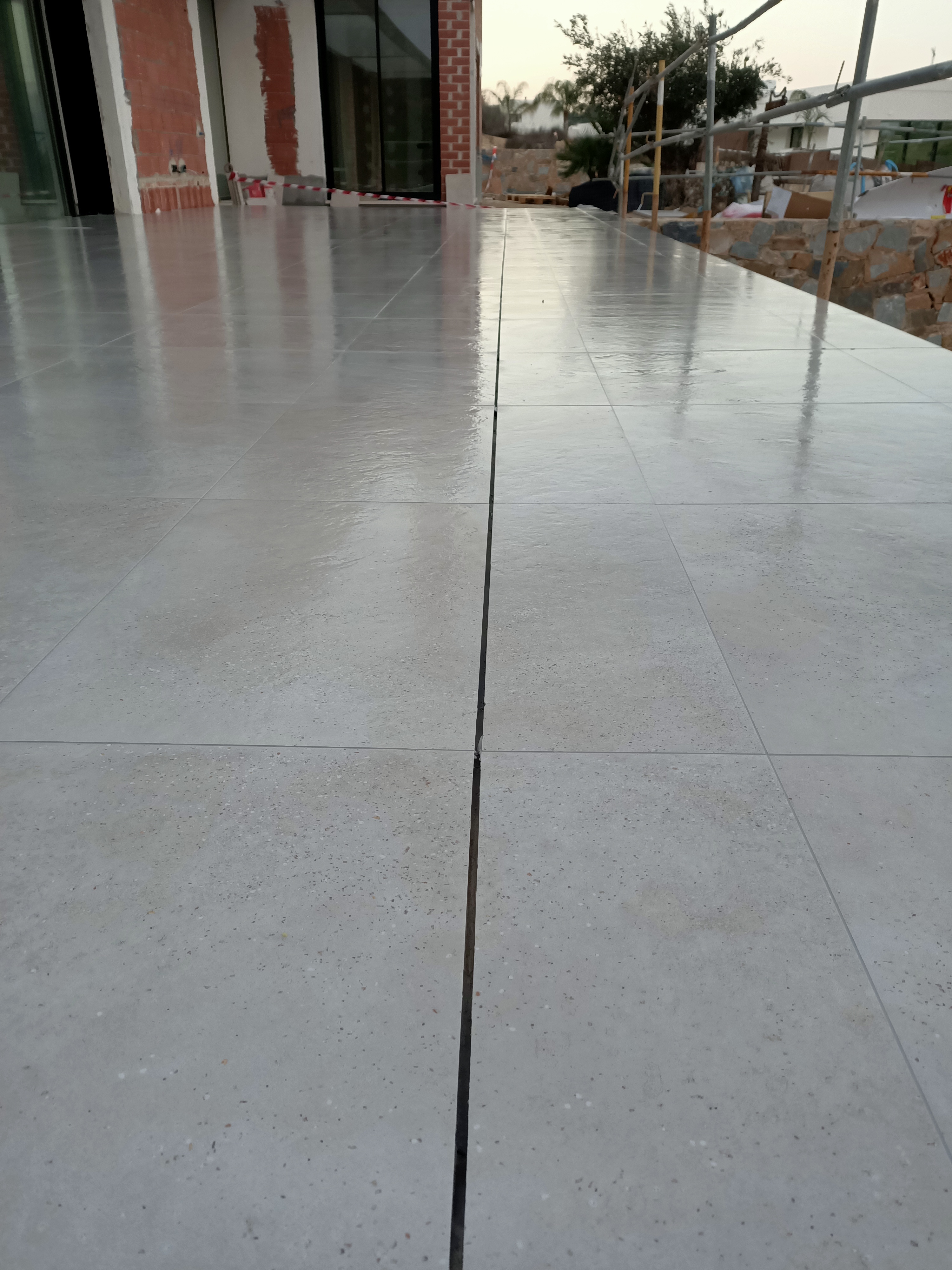 Azulejo PRO Portafolio. Instalación los azulejos, losas, baldosas