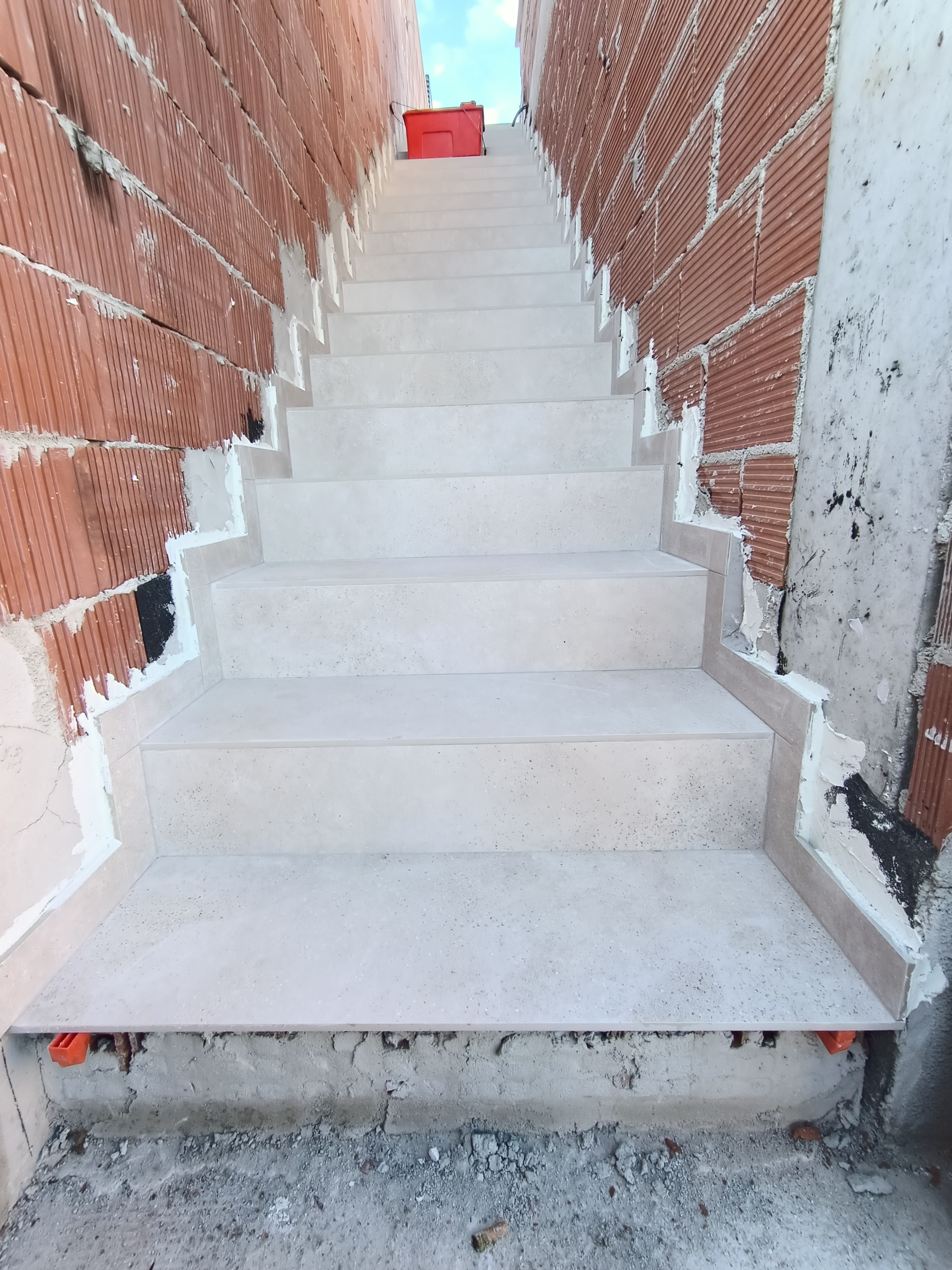 Azulejo PRO Portafolio. Instalación los azulejos, losas, baldosas