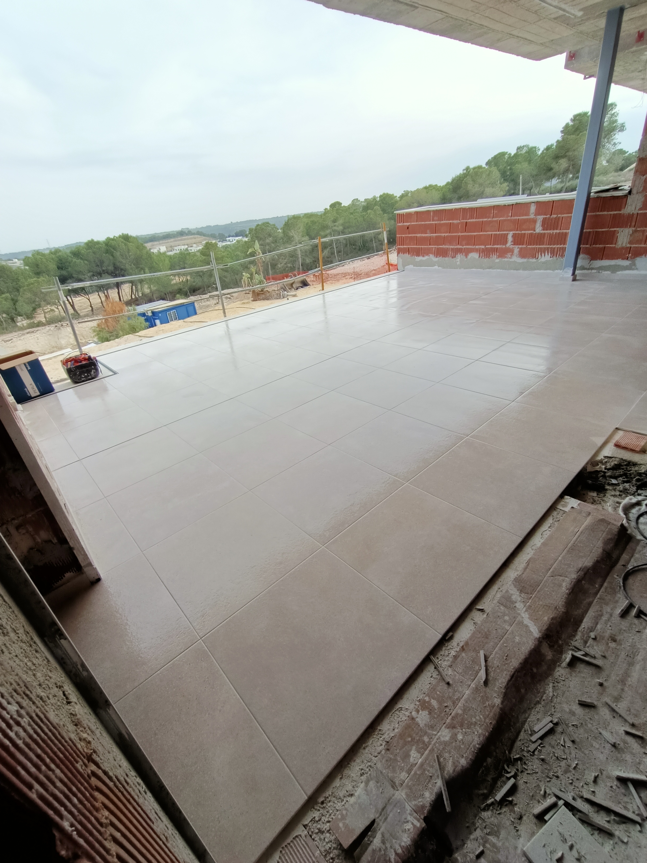 Azulejo PRO Portafolio. Instalación los azulejos, losas, baldosas