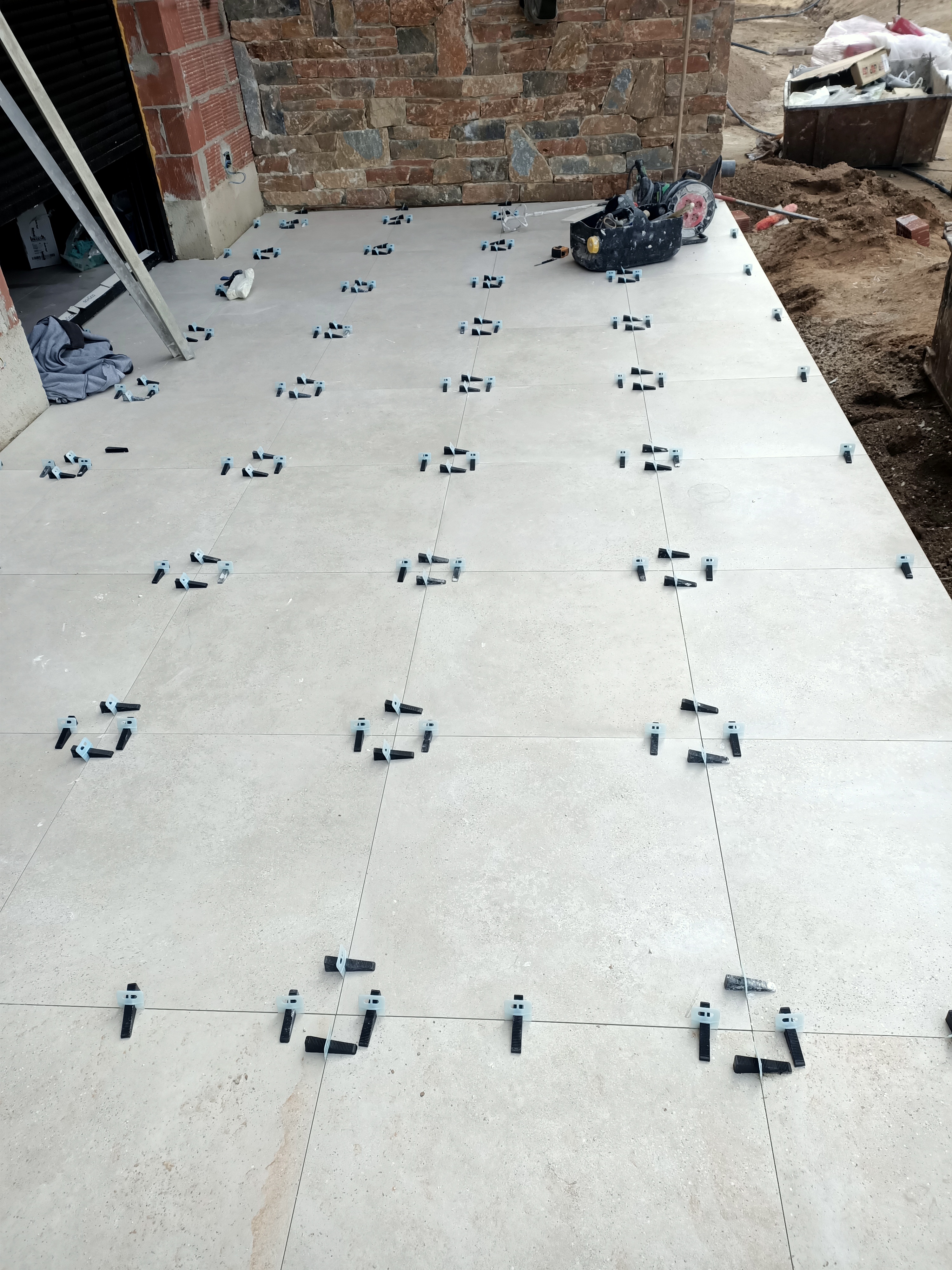 Azulejo PRO Portafolio. Instalación los azulejos, losas, baldosas