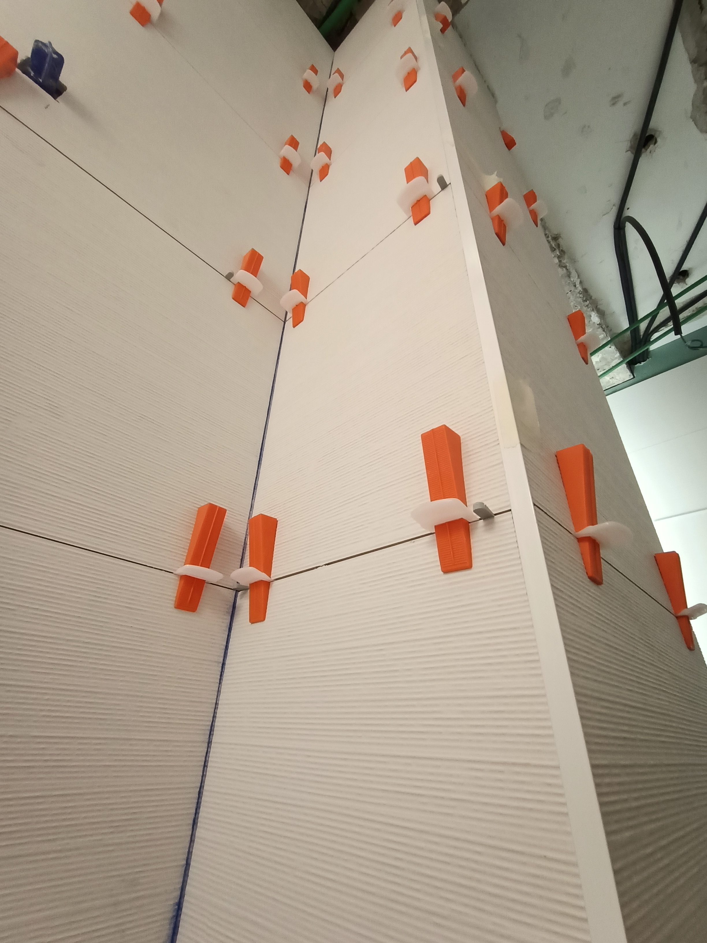 Azulejo PRO Portafolio. Instalación los azulejos, losas, baldosas