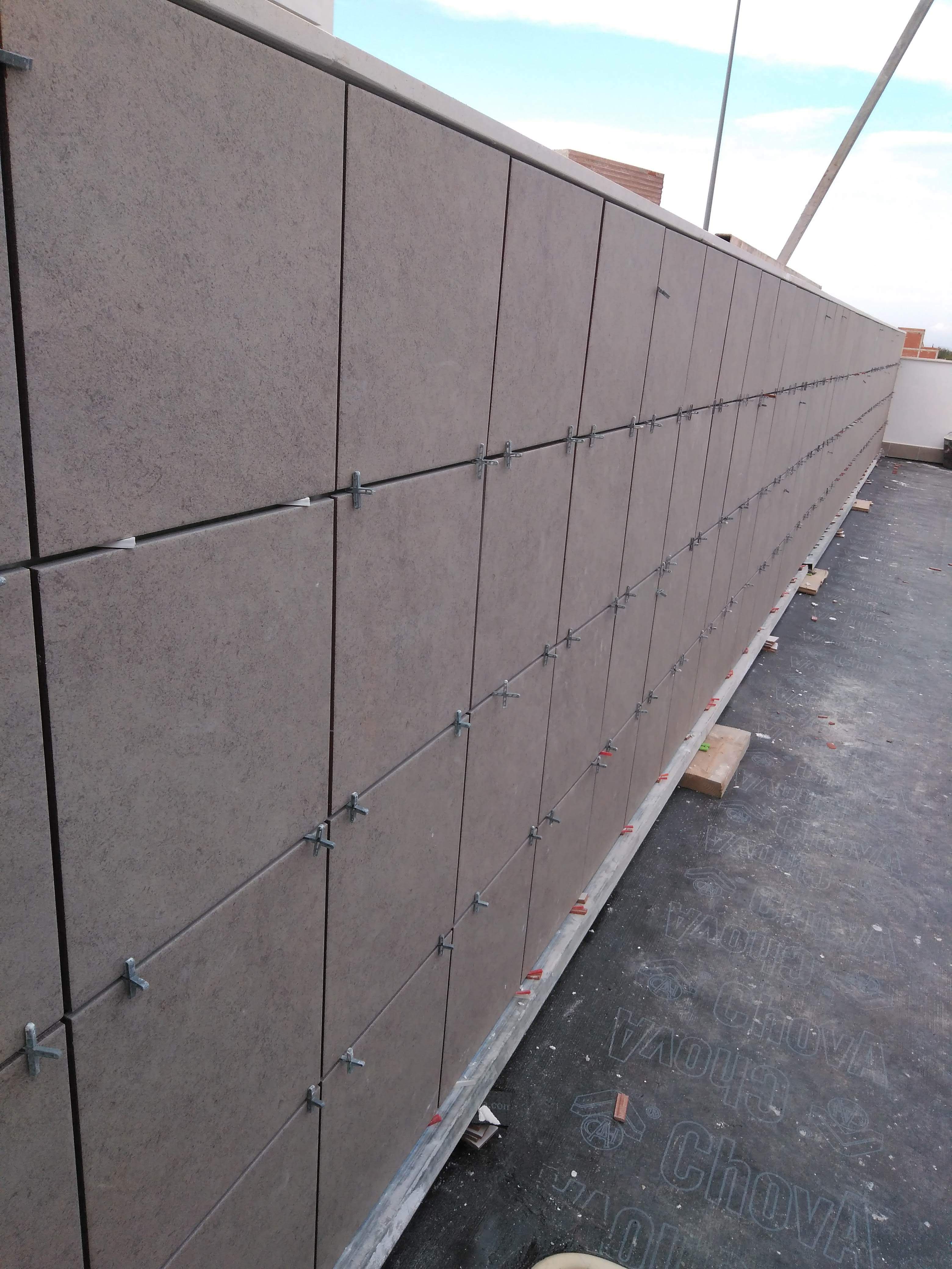 Azulejo PRO Portafolio. Instalación los azulejos, losas, baldosas