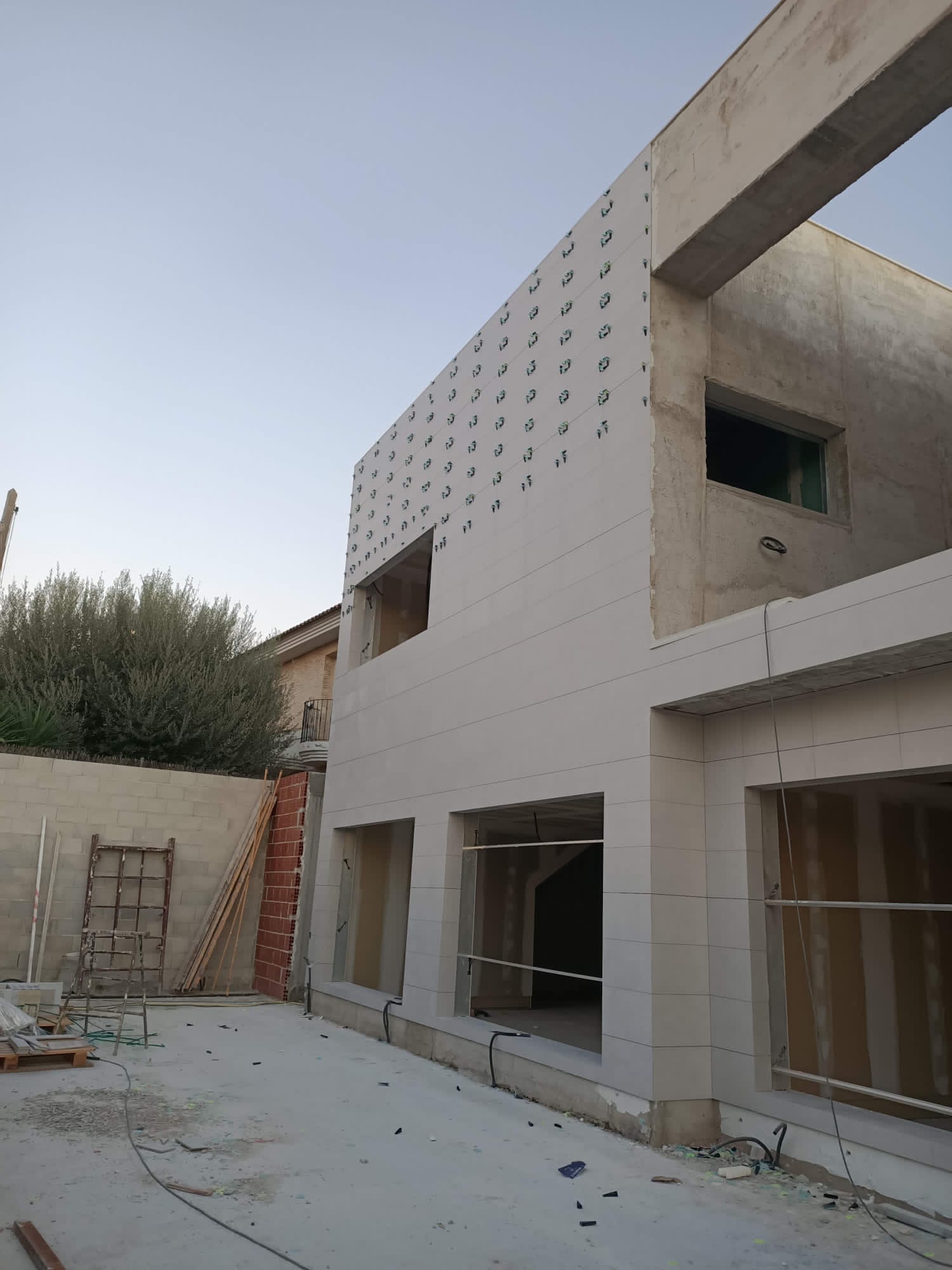 Azulejo PRO Portafolio. Instalación los azulejos, losas, baldosas