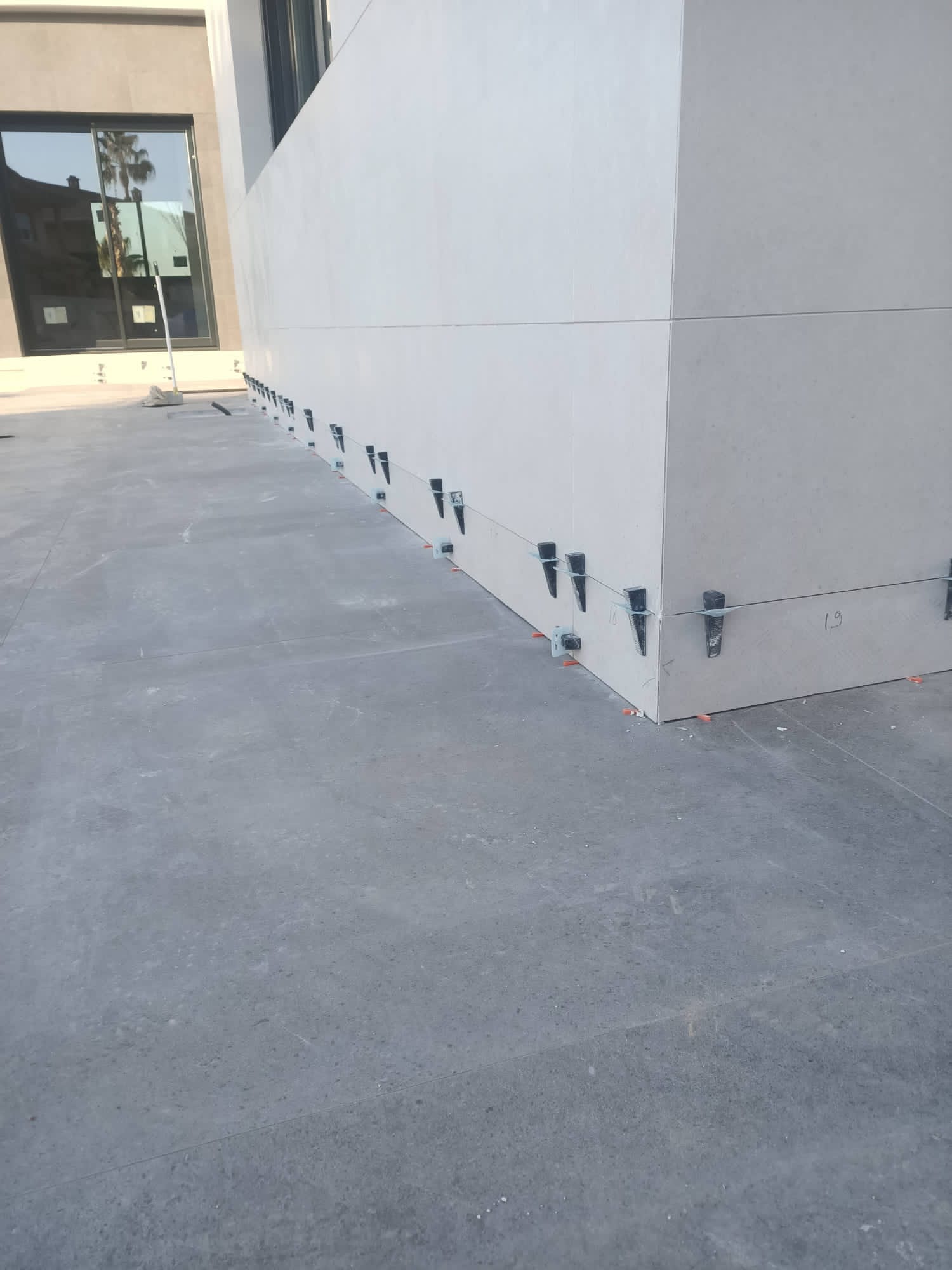 Azulejo PRO Portafolio. Instalación los azulejos, losas, baldosas