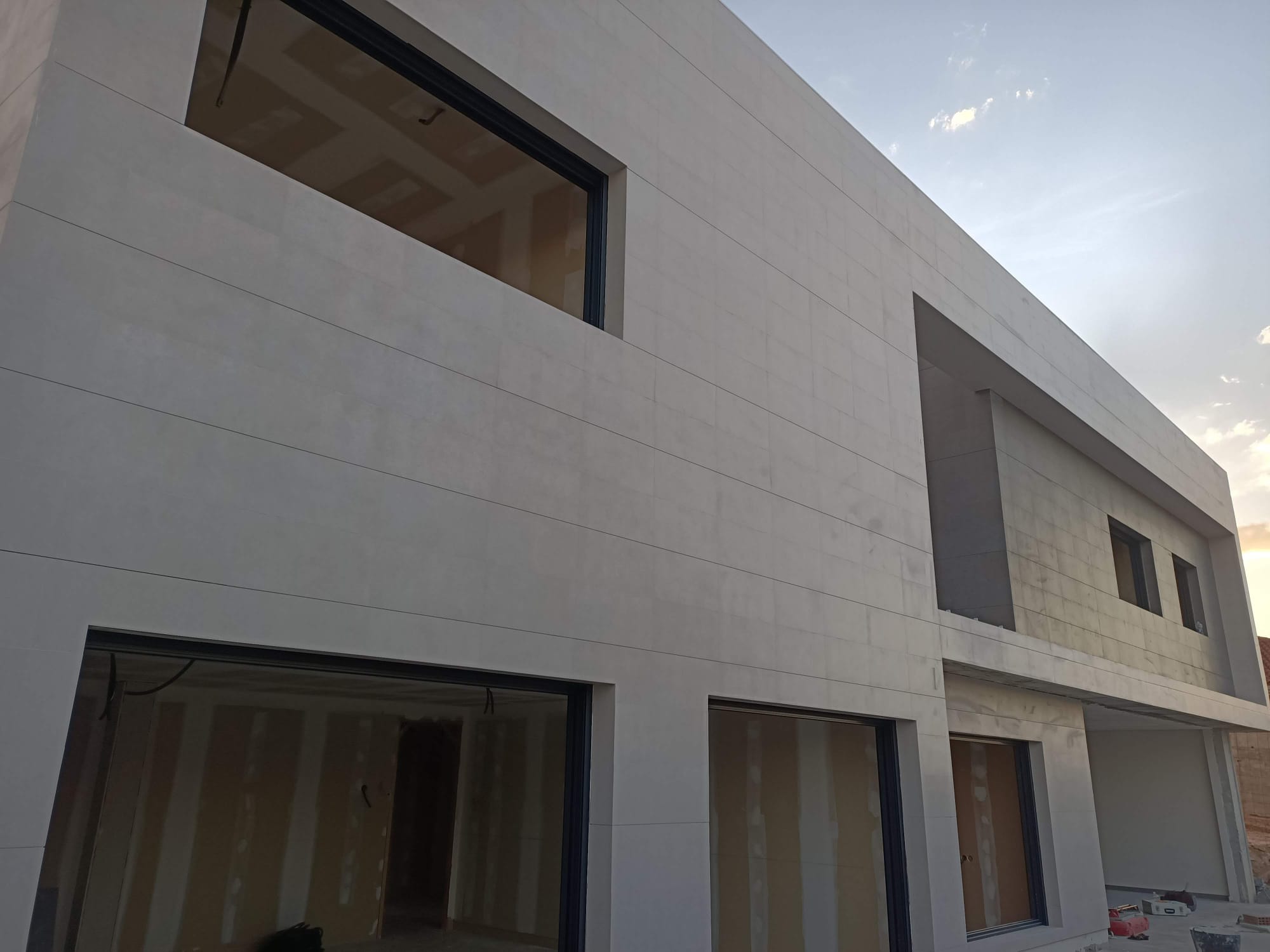 Azulejo PRO Portafolio. Instalación los azulejos, losas, baldosas