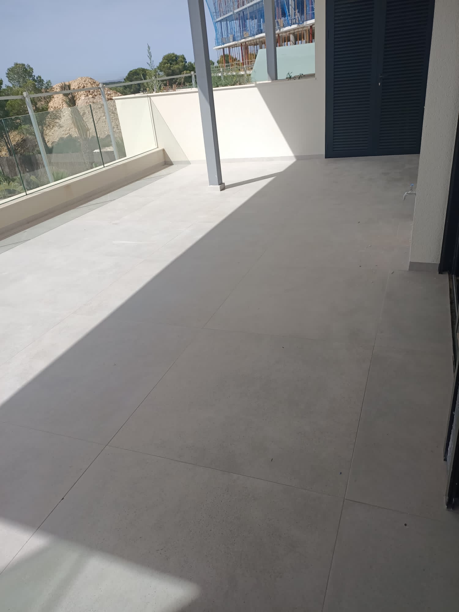 Azulejo PRO Portafolio. Instalación los azulejos, losas, baldosas